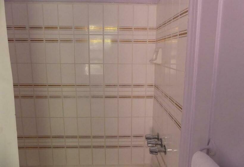 غرفة قياسية, Del Flores