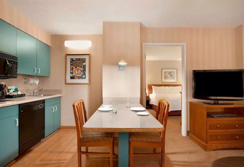 身障者適用スイートルーム, Homewood Suites By Hilton Falls Church   I 495 At Rt. 50