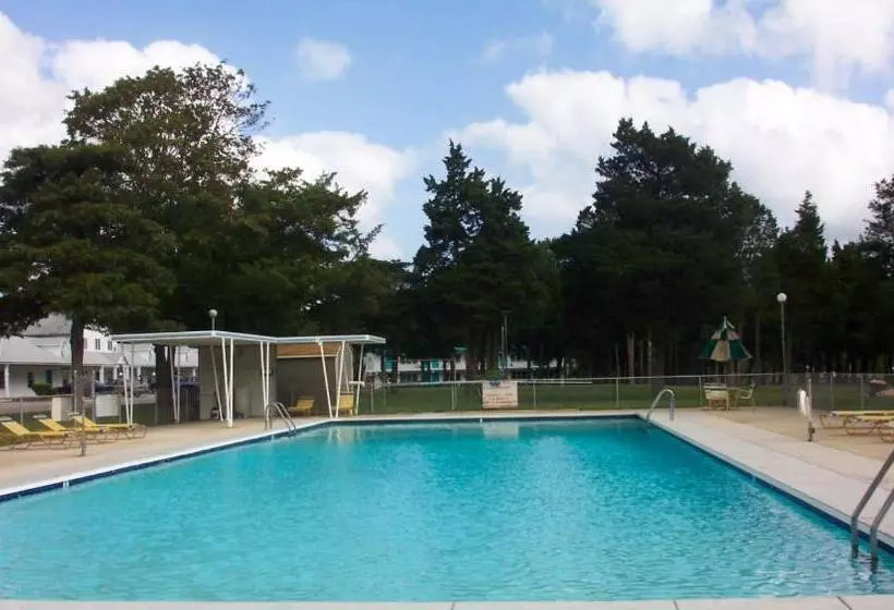 ２ダブルベッドのスタンダードルーム, Hyland Motor Inn