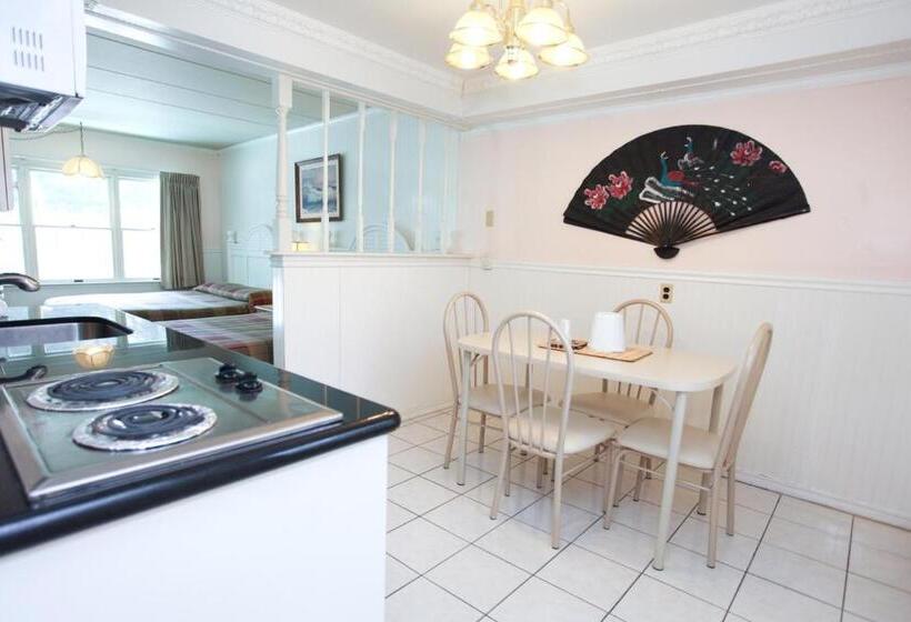 إستوديو قياسى, Hyland Motor Inn