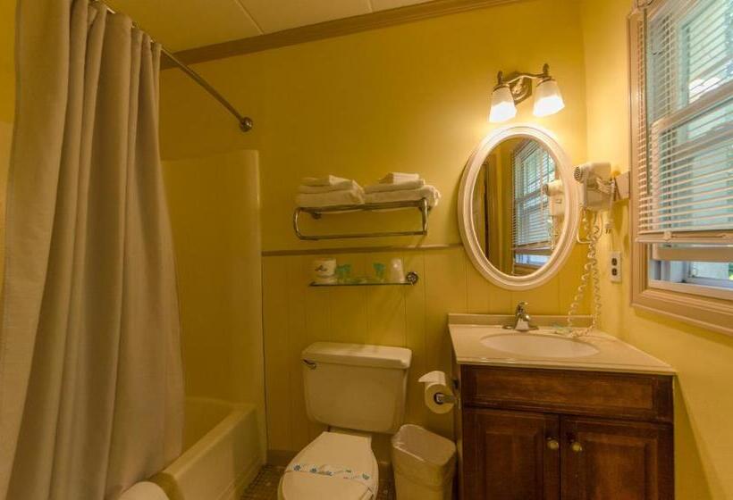 إستوديو قياسى, Hyland Motor Inn