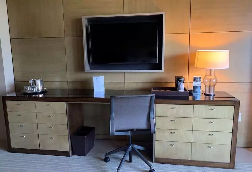 اتاق استاندارد با تخت دوبل و چشم‌انداز دریا, La Jolla Curio Collection By Hilton