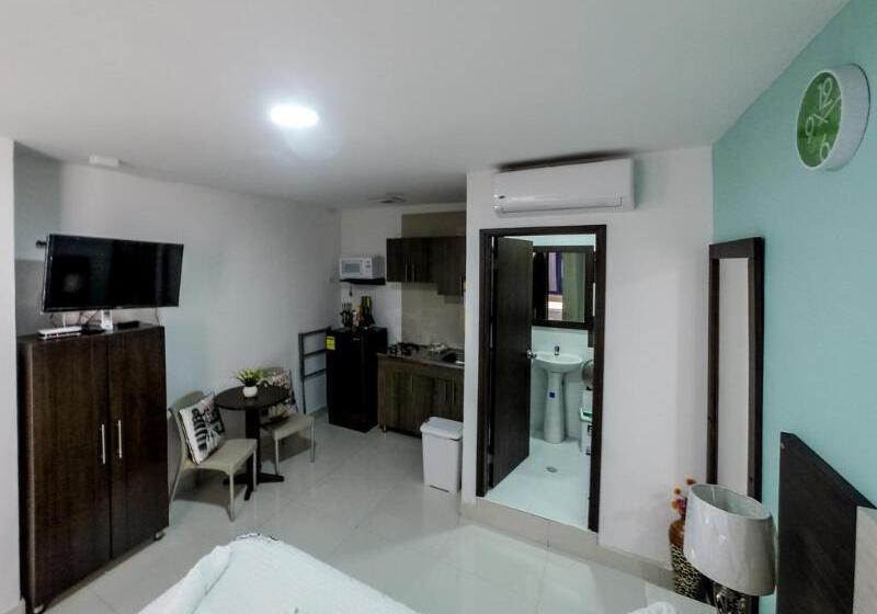 חדר דלוקס מותאם לאנשים עם מוגבלויות, La Jolla Curio Collection By Hilton