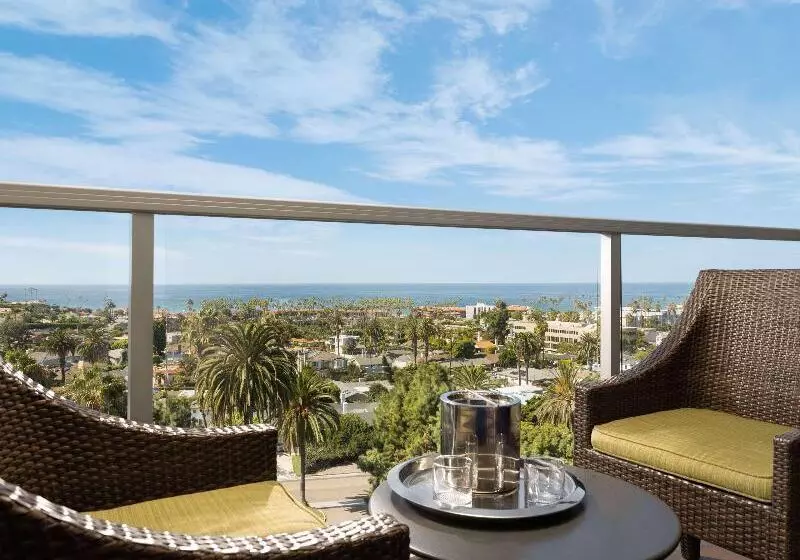 اتاق استاندارد برای معلولان, La Jolla Curio Collection By Hilton