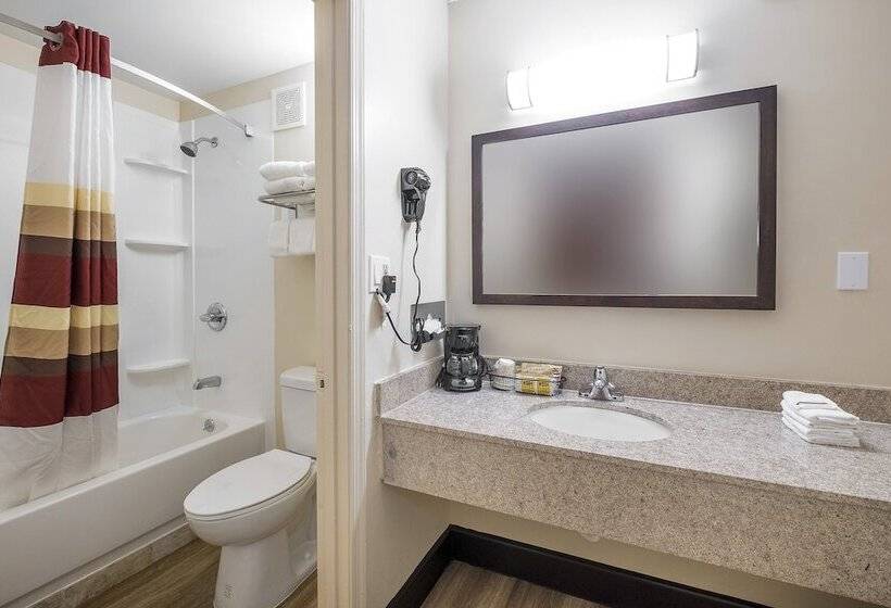 스탠다드 룸 더블 침대 2개, Red Roof Inn Fredericksburg North