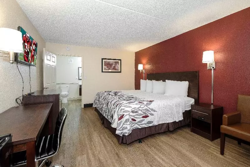 キングサイズベッドのスタンダードルーム, Red Roof Inn Fredericksburg North
