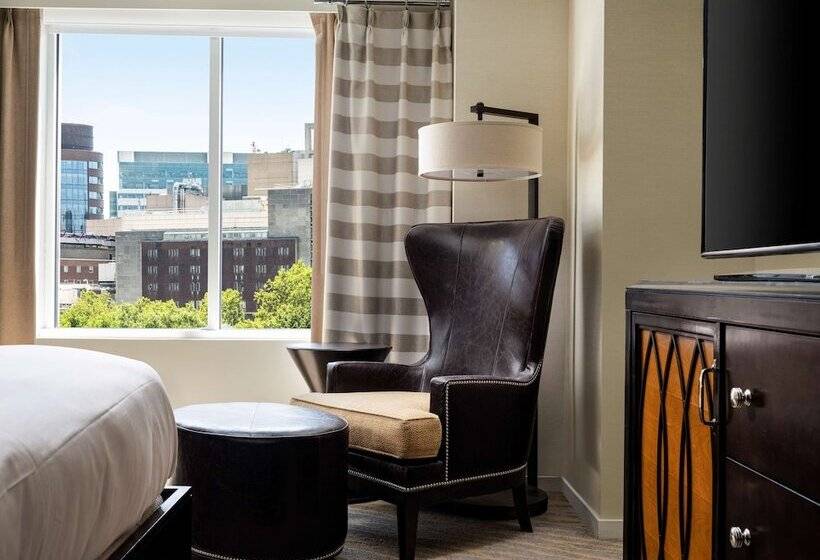 스탠다드 룸 더블 침대 2개, The Inn At Penn, A Hilton