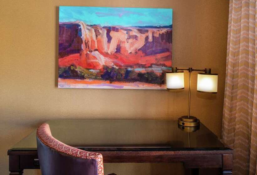 스탠다드 룸, The Inn At Penn, A Hilton