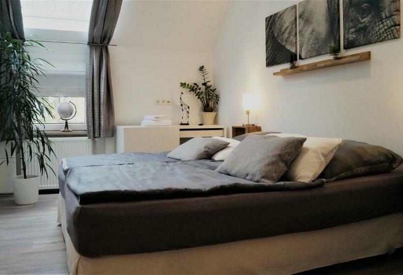 디럭스 룸, Lazarus Hotel & Restaurant