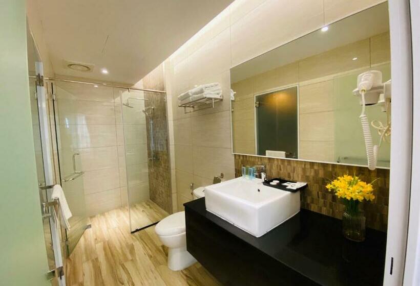 سوئیت مدیریتی 2 خوابه, Twin Tower Johor Bahru By Glex