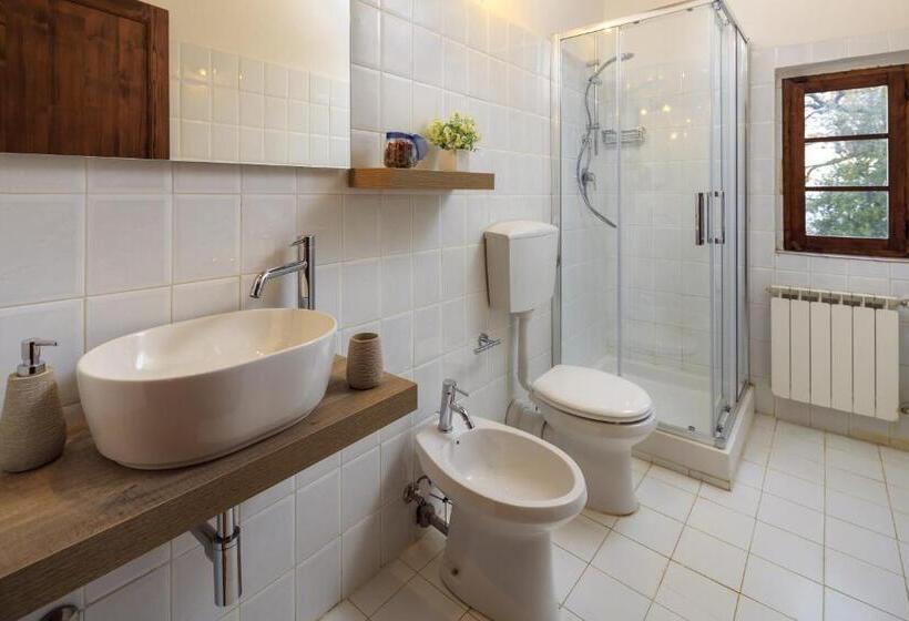 בית, 4 חדרי שינה, Borgo Cortinova Marrocco