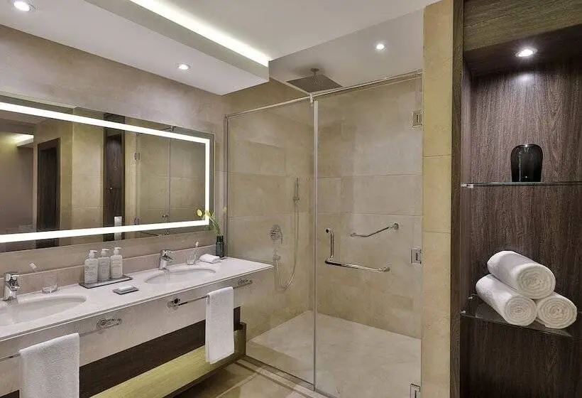 デラックスルーム, Voco Al Khobar, An Ihg