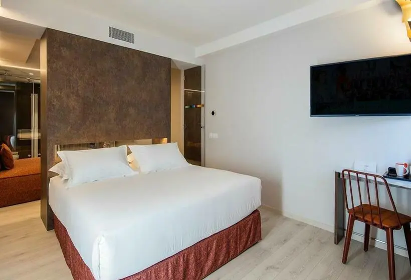 سوییت جونیور, Axel Hotel San Sebastián   Adults Only