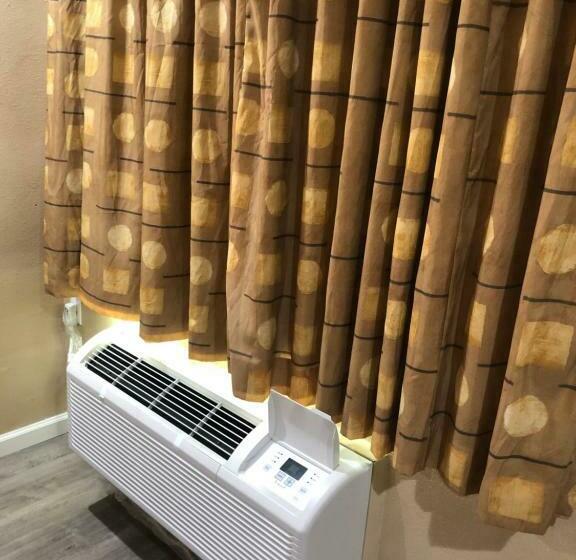 غرفة قياسية, Budget Inn Motel