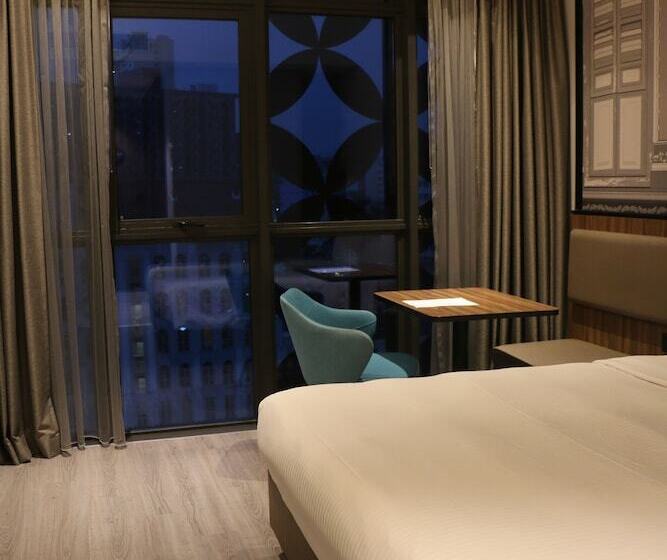 Executive Studio, Citadines Rochor