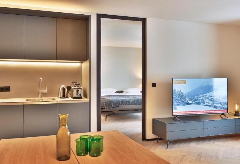 شقة غرفة واحدة, Warth52 W52 Apartments