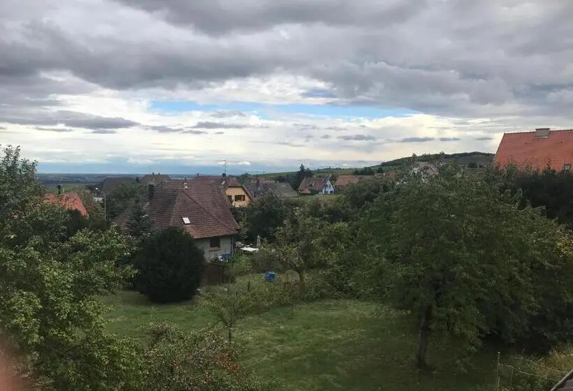 اتاق استاندارد با چشم‌انداز باغ, Le Chemin Du Meunier