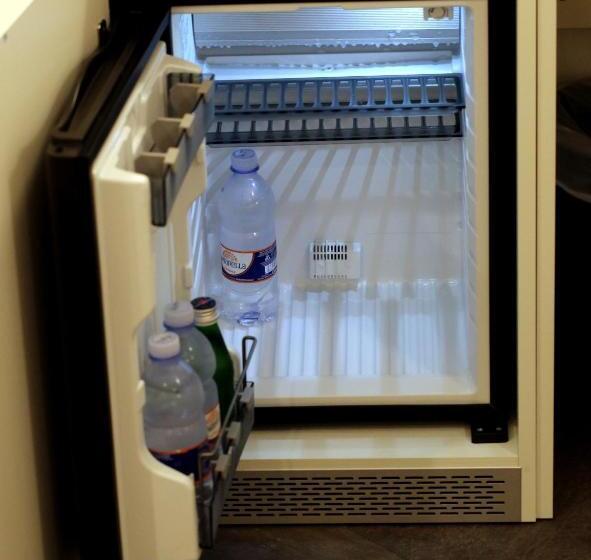 スタンダード４人部屋, B&b Adenzia