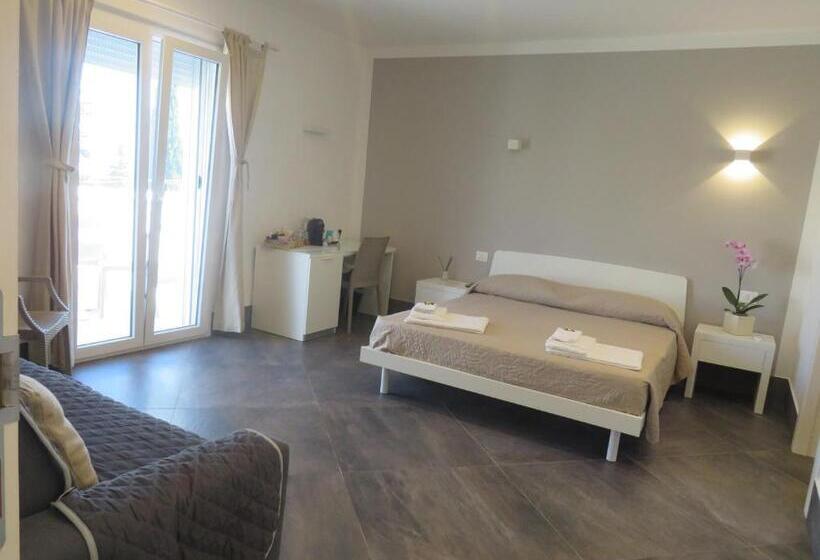 スタンダード４人部屋, B&b Adenzia