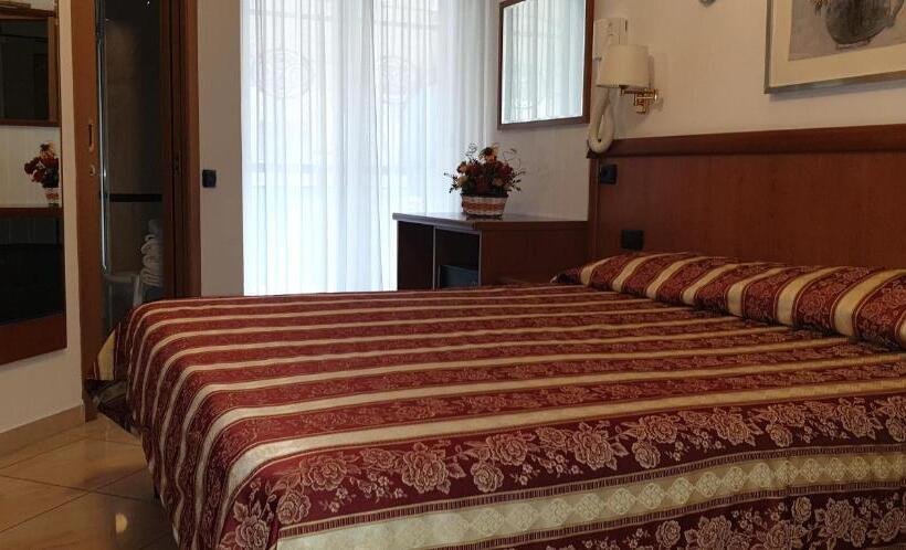 스탠다드 룸, Ginevra