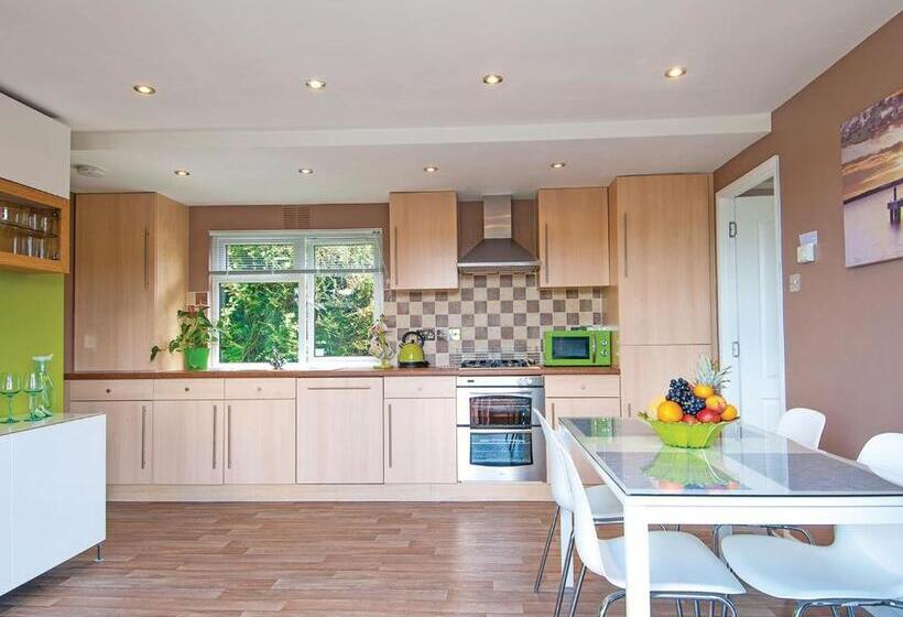 בית, חדר שינה 1, Avon Wood