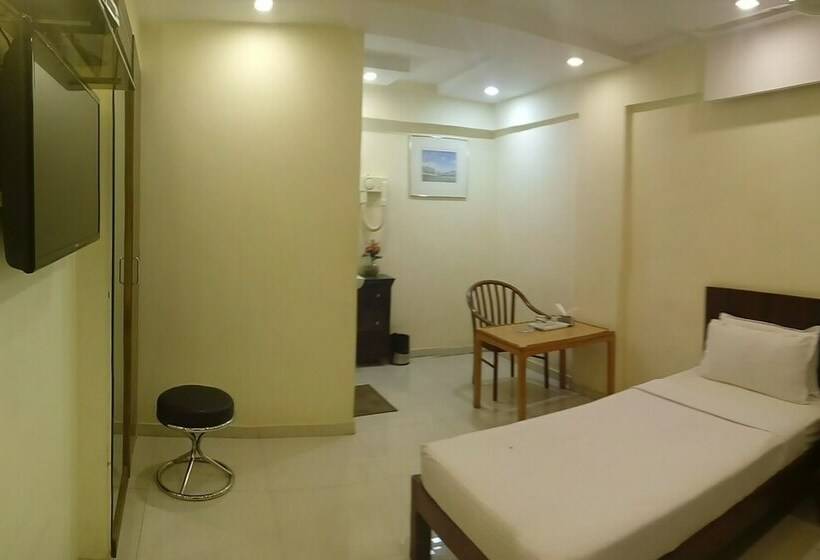 스탠다드 룸, The Excellency