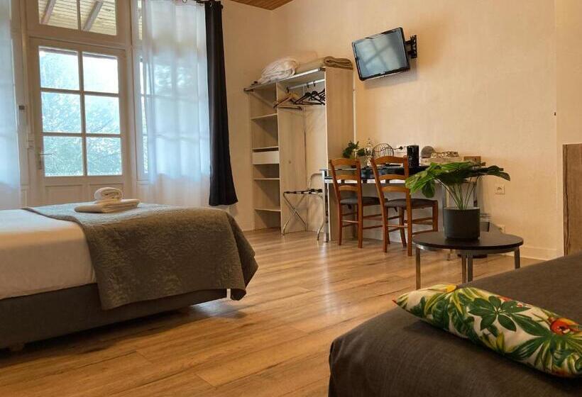 디럭스 룸, Château Marith