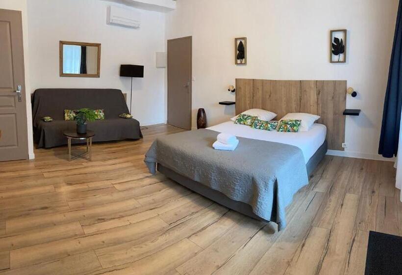 디럭스 룸, Château Marith