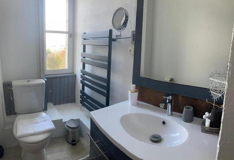 디럭스 룸, Château Marith