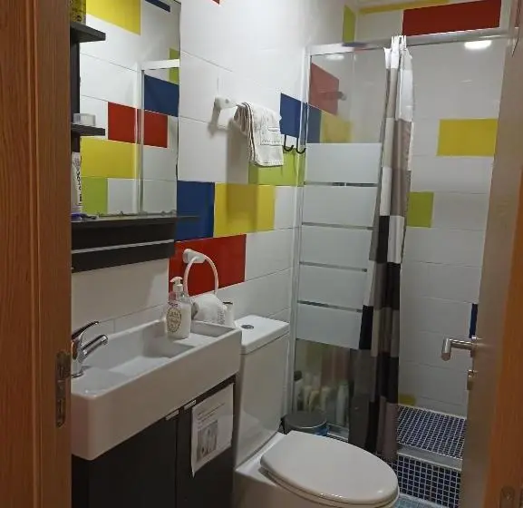 اتاق استاندارد با بالکن, Martim Moniz 28 Guest House
