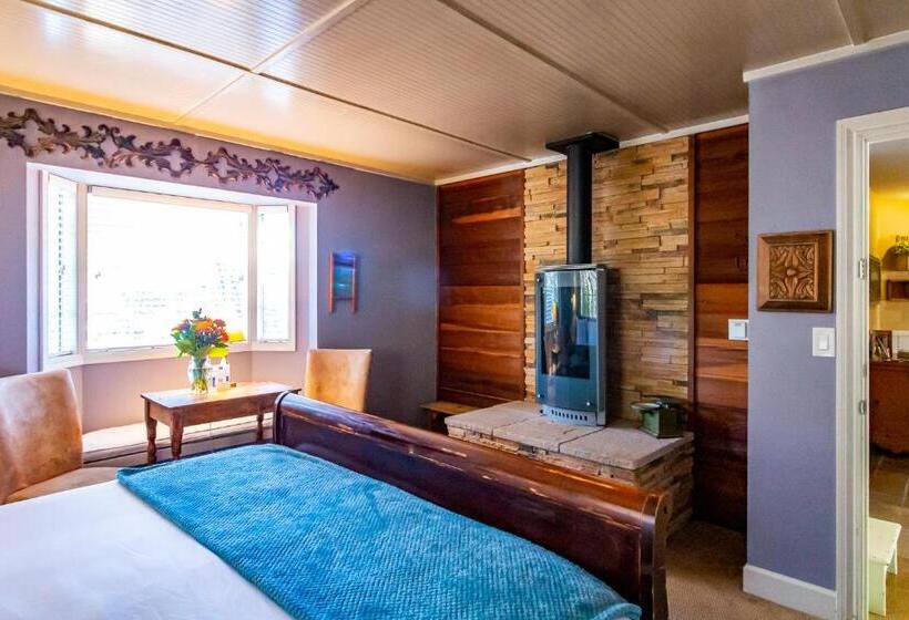 带大床的标准间, J Patrick Inn