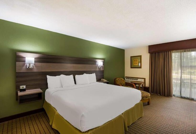 غرفة قياسية بالطابق الأرضى, Best Western Prairie Inn & Conference Center