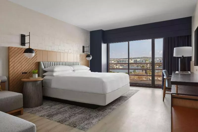 اتاق استاندارد با تخت بزرگ برای معلولان, Best Western Prairie Inn & Conference Center