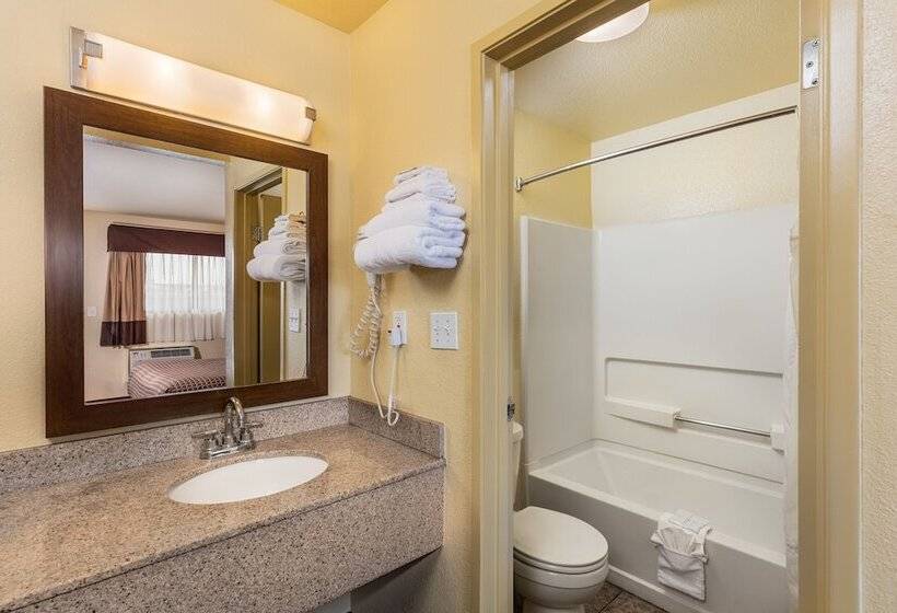 غرفة قياسية, Key Inn & Suites