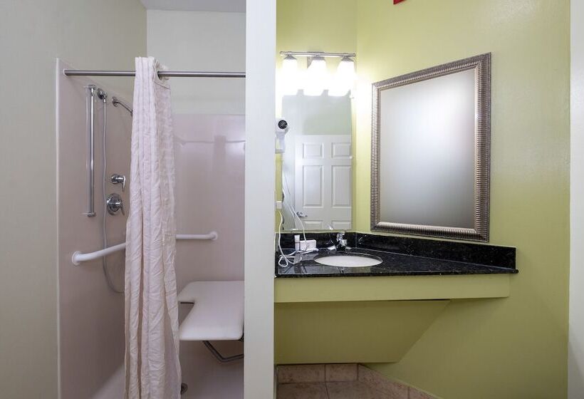 장애인을 위한 스위트, Red Roof Inn & Suites Wilson