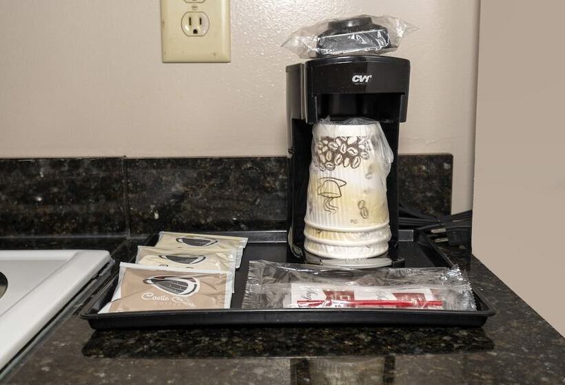 高级大房间, Red Roof Inn & Suites Wilson