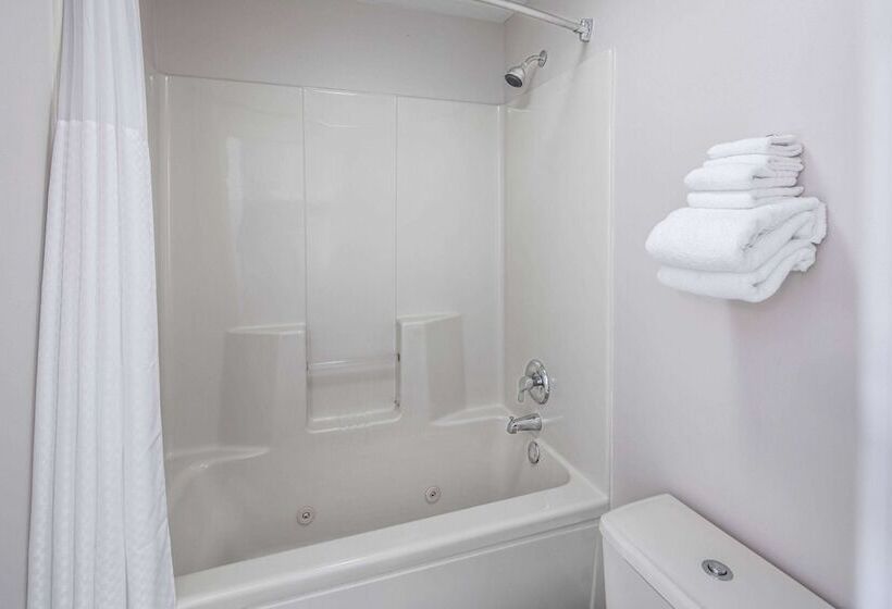 스탠다드 룸 더블 침대 2개, Baymont By Wyndham Cleveland