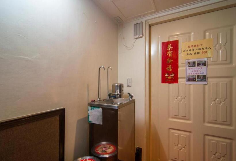 اتاق استاندارد چهار تخته, Dahua