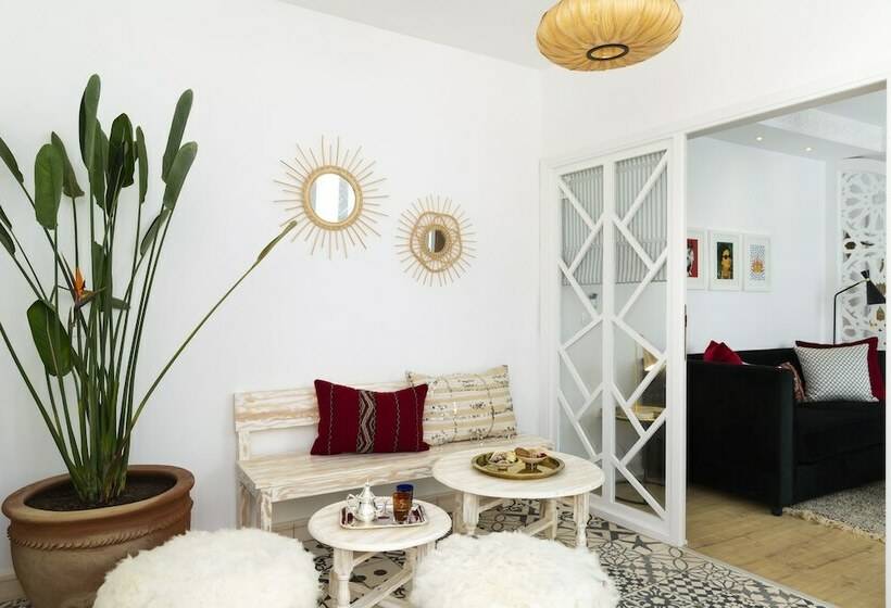 سوییت لوکس, Suite Azur