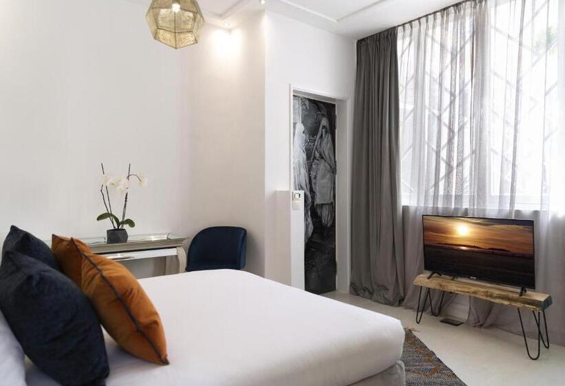 اتاق لوکس, Suite Azur