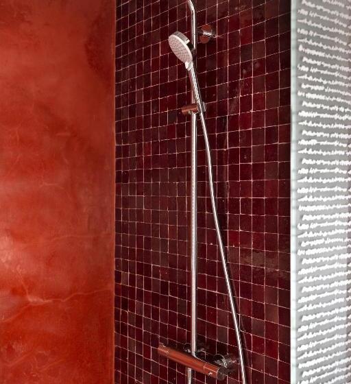 سوییت لوکس, Suite Azur