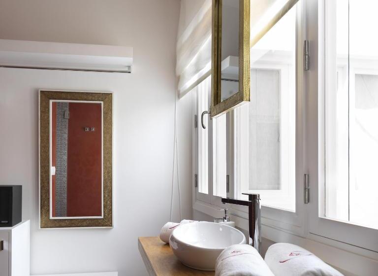 سوییت لوکس, Suite Azur