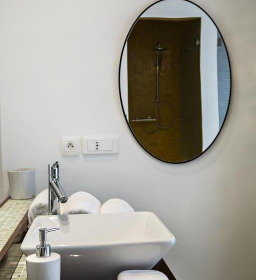 Deluxe Suite King Bed, Suite Azur