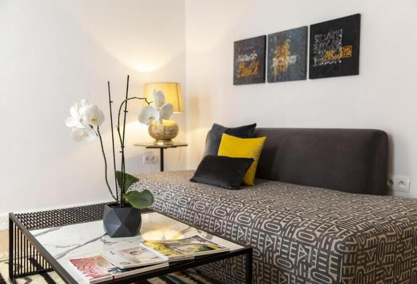 Deluxe Suite King Bed, Suite Azur