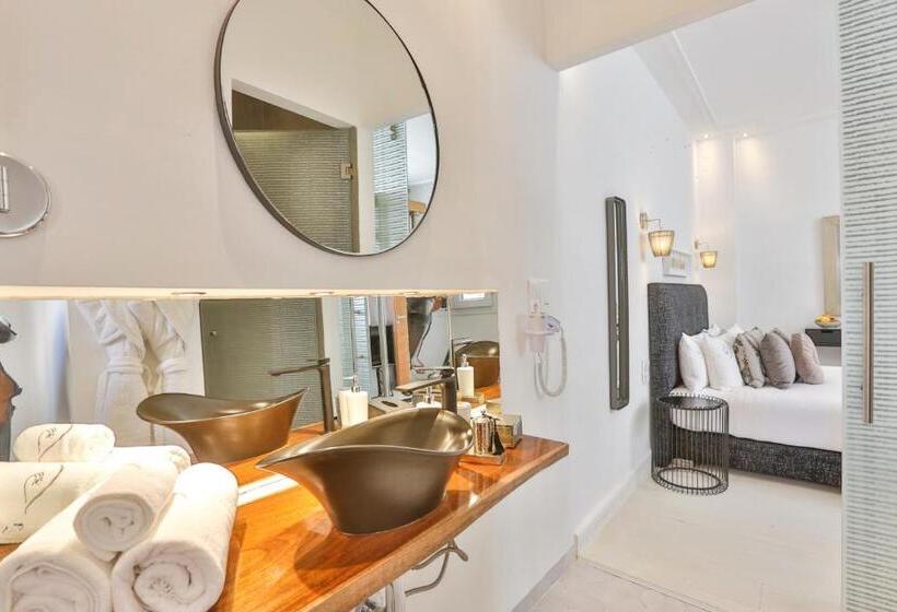 اتاق استاندارد, Suite Azur