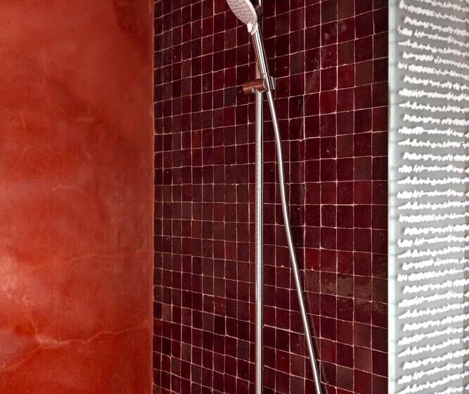 سوییت لوکس, Suite Azur