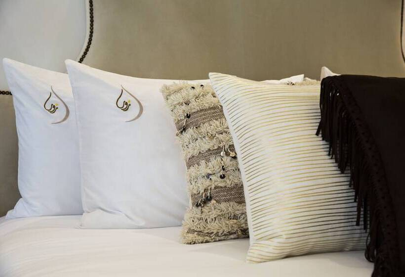 سوییت لوکس, Suite Azur