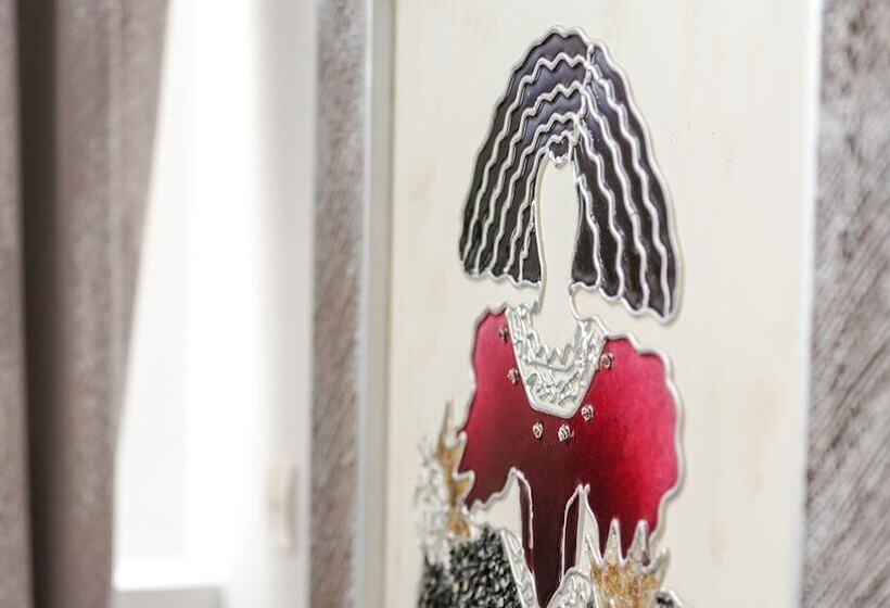 اتاق لوکس, Suite Azur