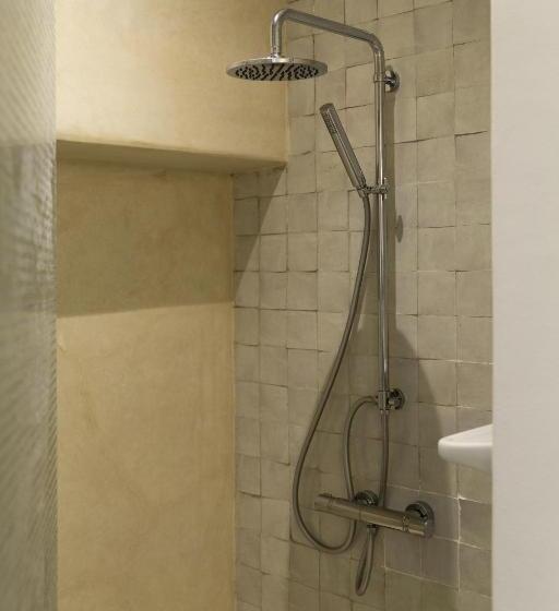 Deluxe Suite King Bed, Suite Azur