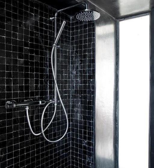 سوییت لوکس, Suite Azur